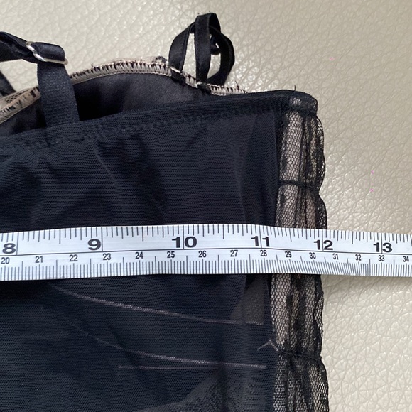 Victoria Secret bustier/corset top - Picture 5 of 6